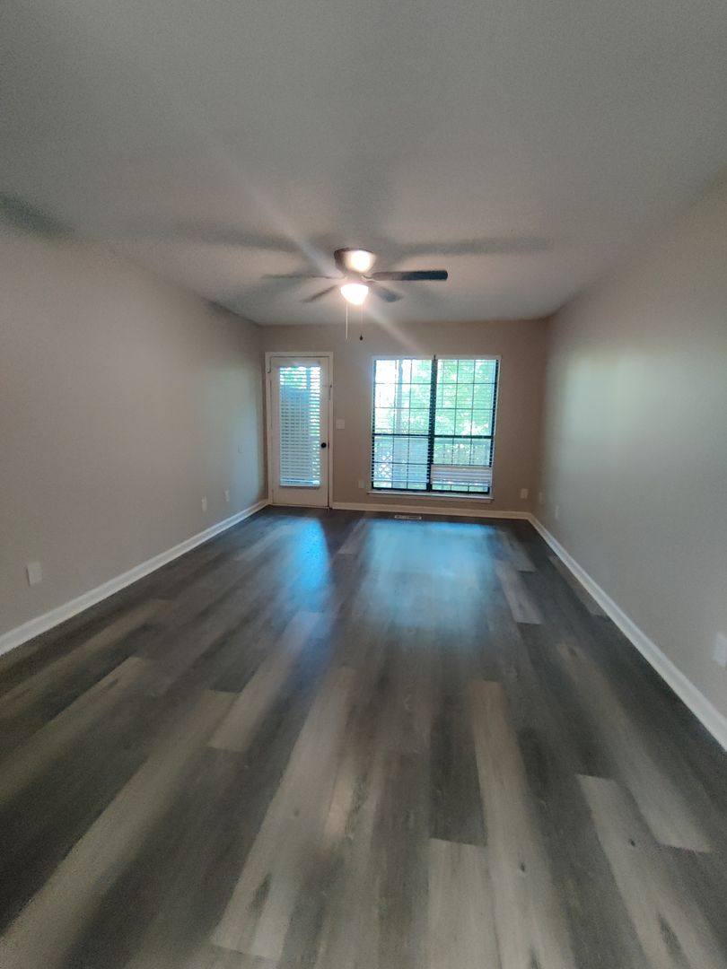 Apartment for rent at 813 Chickamauga Ave, Rossville, GA 30741
