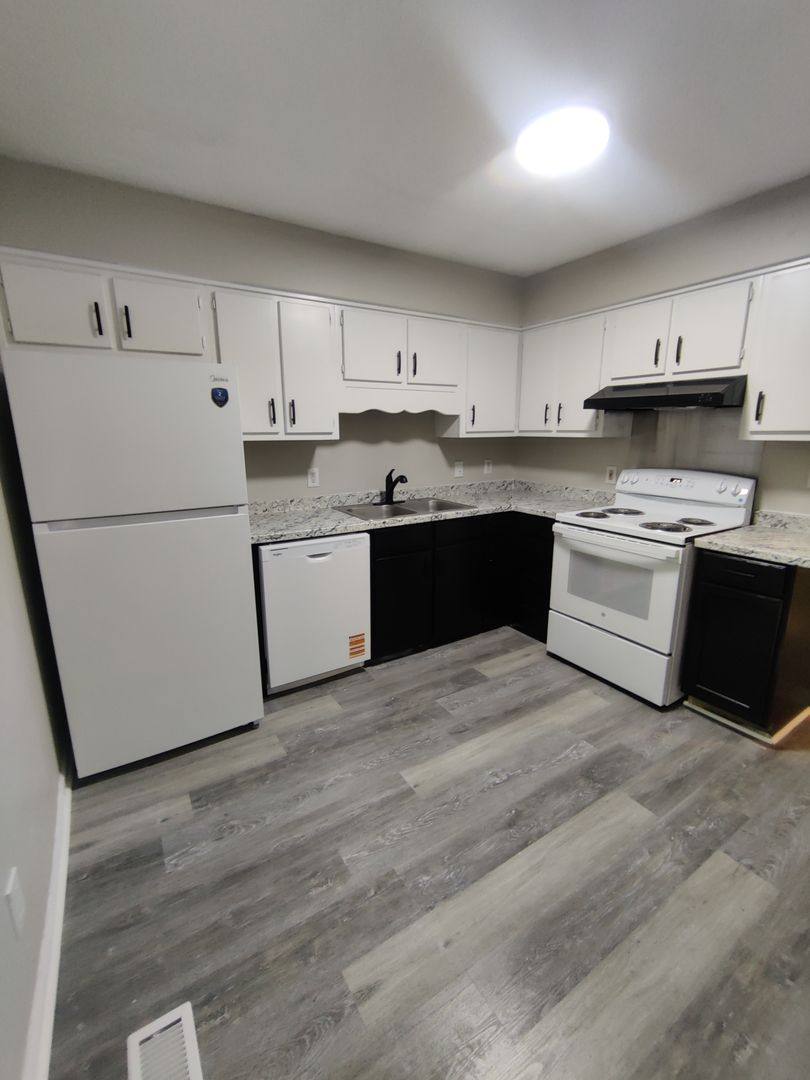 Apartment for rent at 813 Chickamauga Ave, Rossville, GA 30741