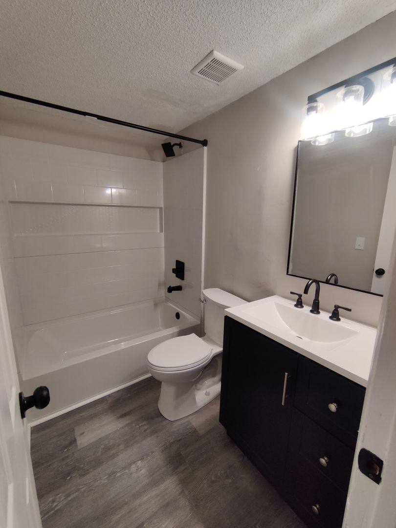 Apartment for rent at 813 Chickamauga Ave, Rossville, GA 30741