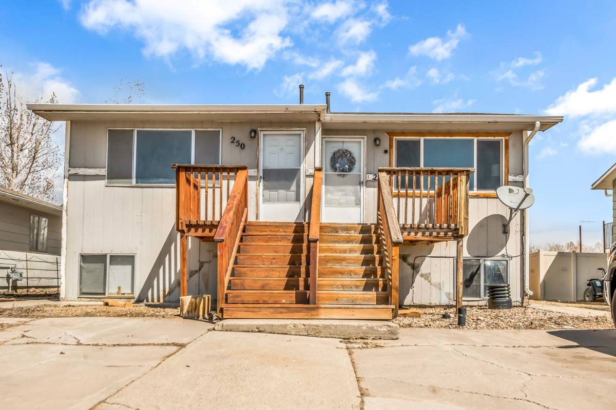 Townhouse for rent at 252 E Rangely Ave, Rangely, CO 81648
