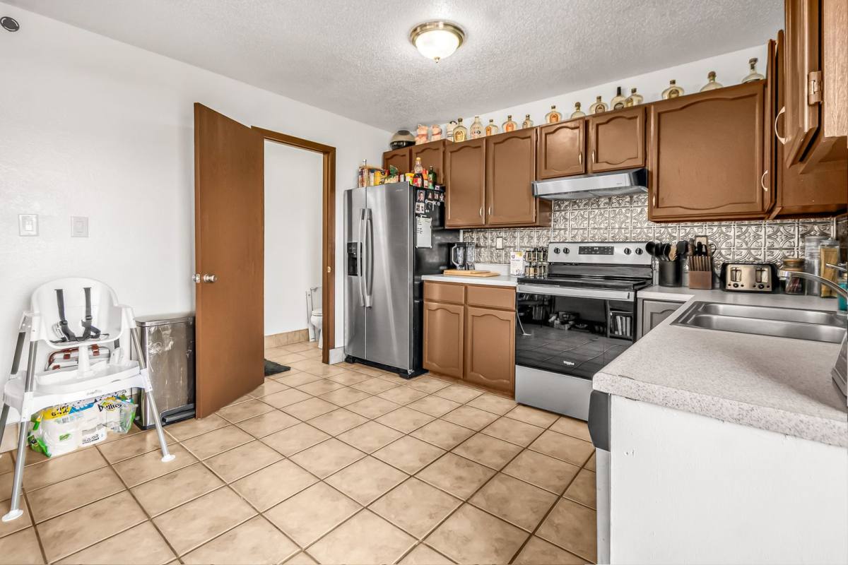 Townhouse for rent at 252 E Rangely Ave, Rangely, CO 81648