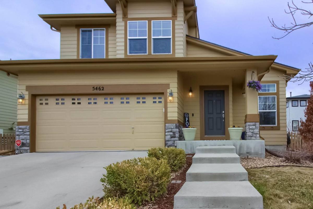 House for rent at 5462 Brooklawn Lane, Littleton, CO 80130