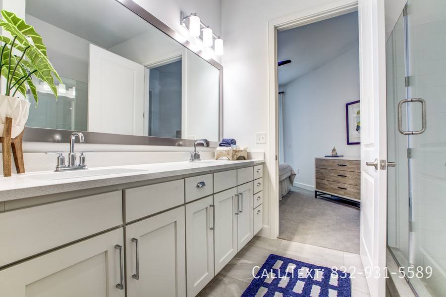 Apartment for rent at 11200 Lockwood Rd #255A2, Houston, TX 77044