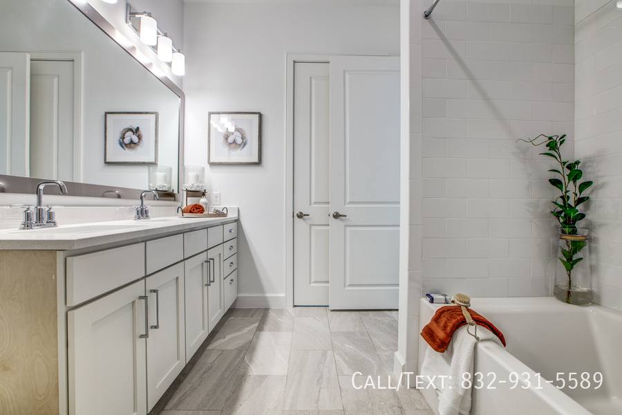 Apartment for rent at 11200 Lockwood Rd #255A2, Houston, TX 77044
