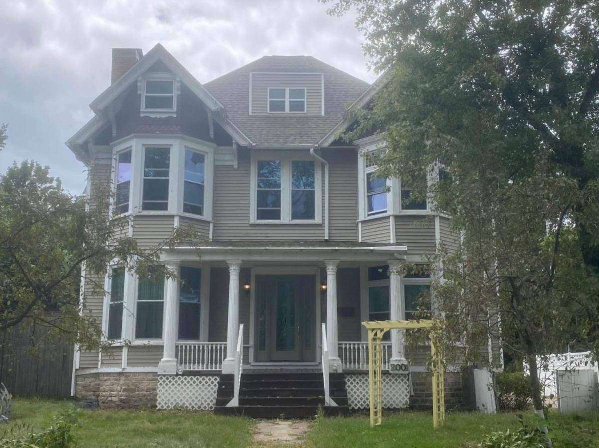 House for rent at 2001 Main St, Stevens Point, WI 54481