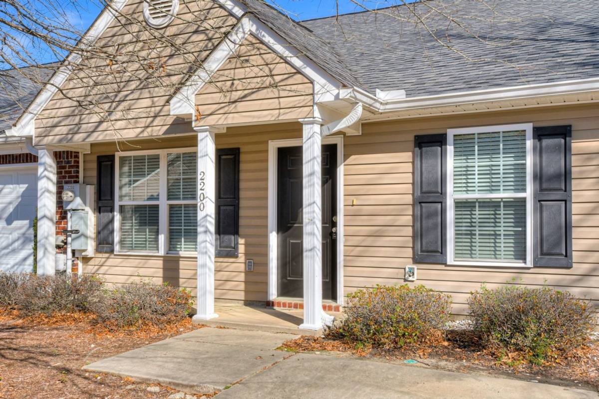 Apartment for rent at 2000 Kennesaw Way, Grovetown, GA 30813