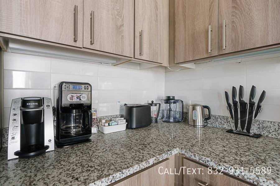 Apartment for rent at 1966 Travis St #MM2, Houston, TX 77002