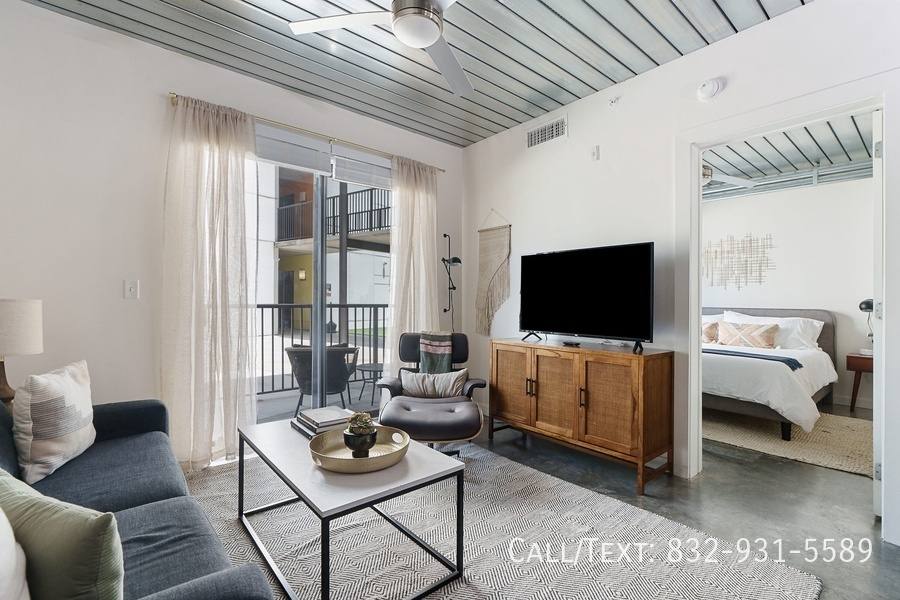 Apartment for rent at 1966 Travis St #MM2, Houston, TX 77002