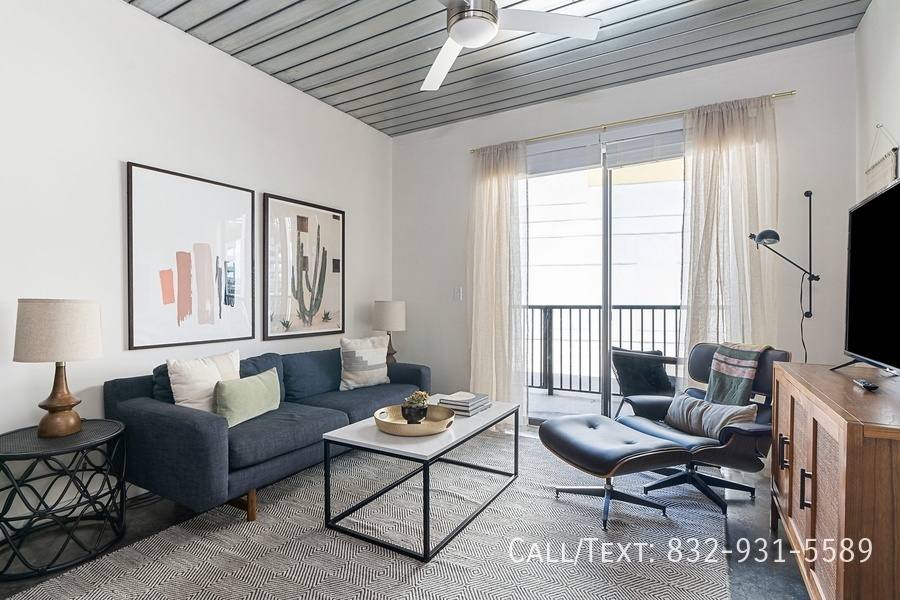 Apartment for rent at 1966 Travis St #MM2, Houston, TX 77002