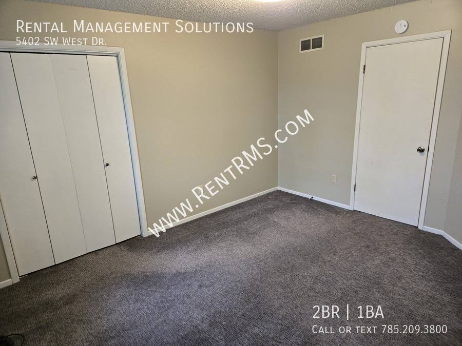 Townhouse for rent at 5402 SW W Dr, Topeka, KS 66606
