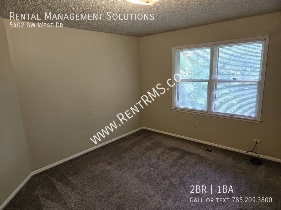 Townhouse for rent at 5402 SW W Dr, Topeka, KS 66606