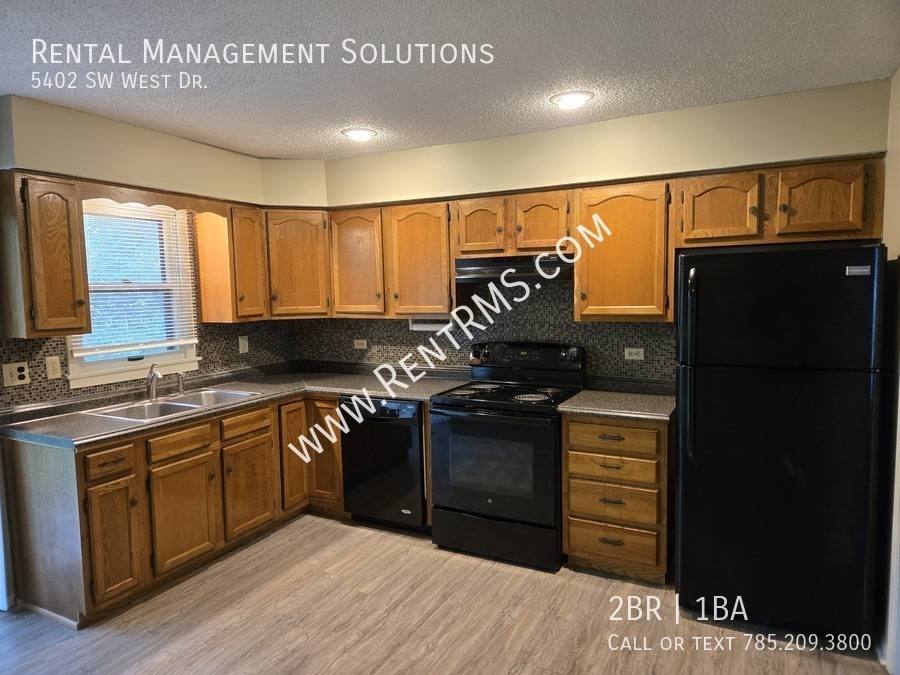 Townhouse for rent at 5402 SW W Dr, Topeka, KS 66606