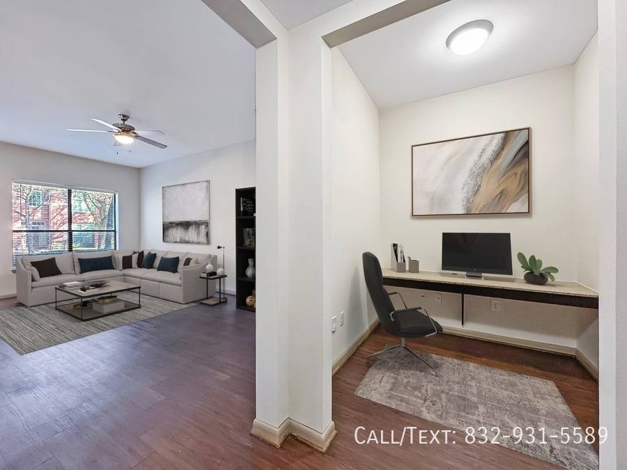 Apartment for rent at 2899 Louisiana St #CPM2, Houston, TX 77006