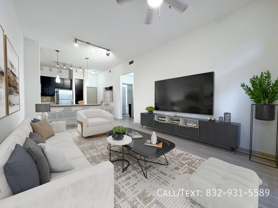 Apartment for rent at 2899 Louisiana St #CPM2, Houston, TX 77006