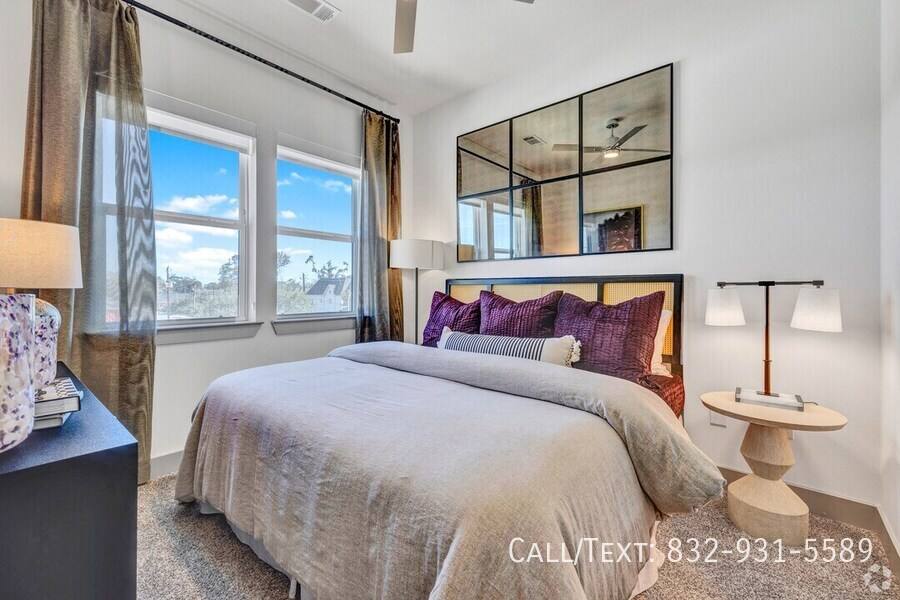 Apartment for rent at 2148 Bevis St #BEH3, Houston, TX 77008