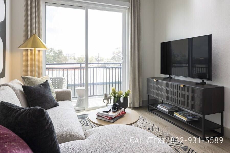 Apartment for rent at 2148 Bevis St #BEH3, Houston, TX 77008