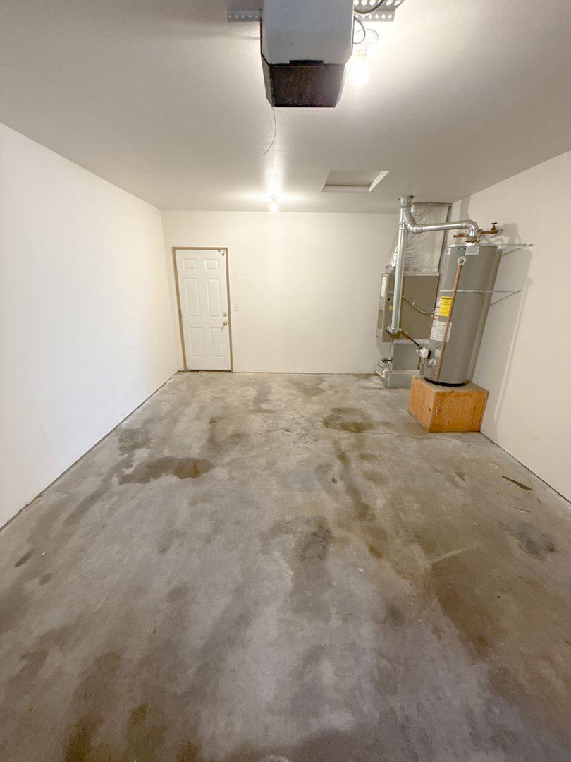 Apartment for rent at 5542-5542 Glenridge Way, Klamath Falls, OR 97603