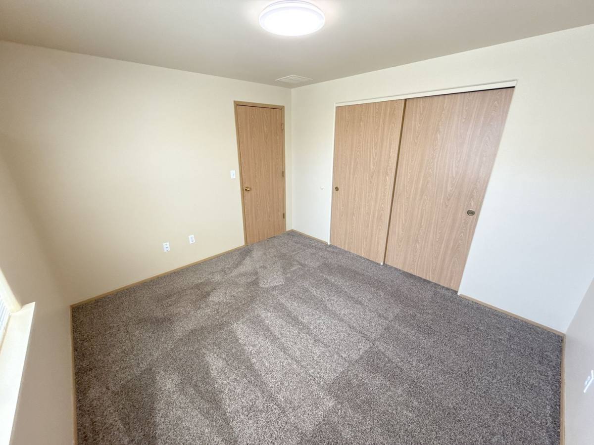 Apartment for rent at 5542-5542 Glenridge Way, Klamath Falls, OR 97603
