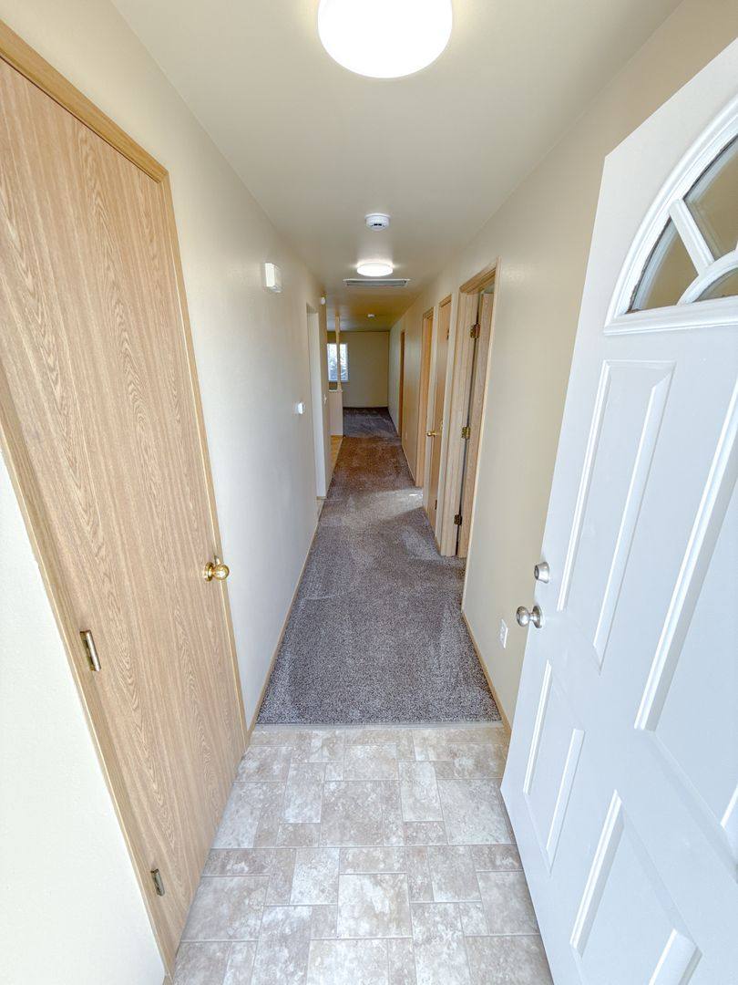 Apartment for rent at 5542-5542 Glenridge Way, Klamath Falls, OR 97603