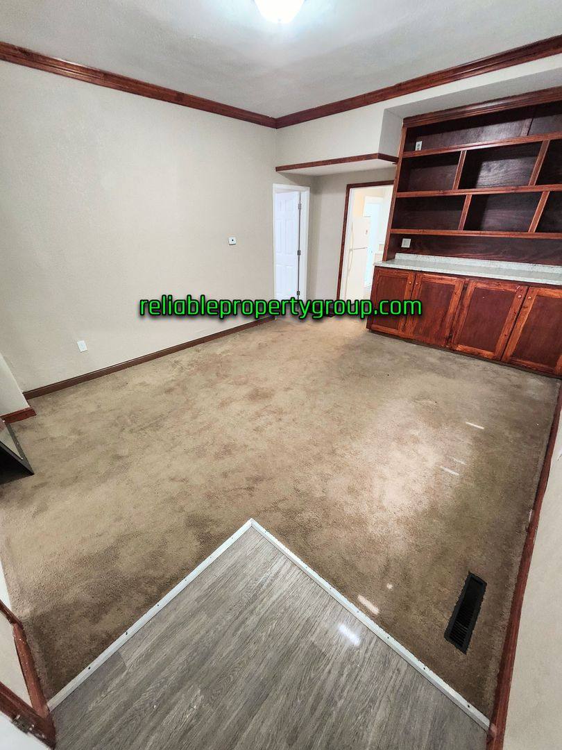 Apartment for rent at 436 E Taber St, Fort Wayne, IN 46803