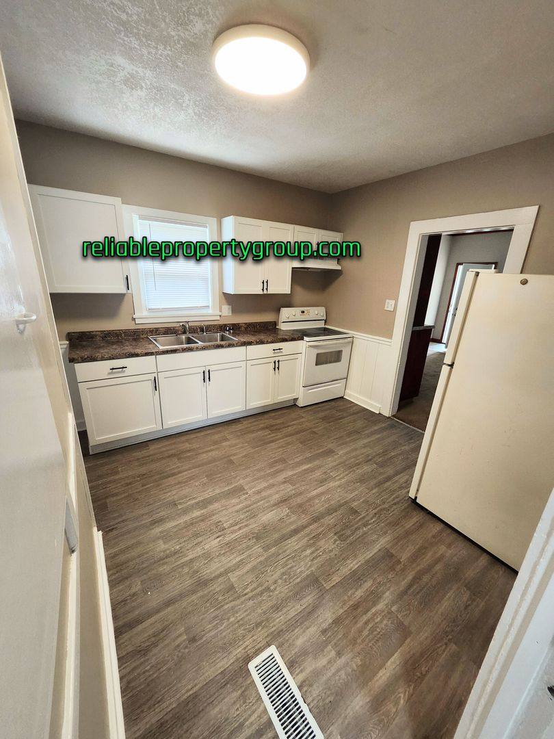 Apartment for rent at 436 E Taber St, Fort Wayne, IN 46803