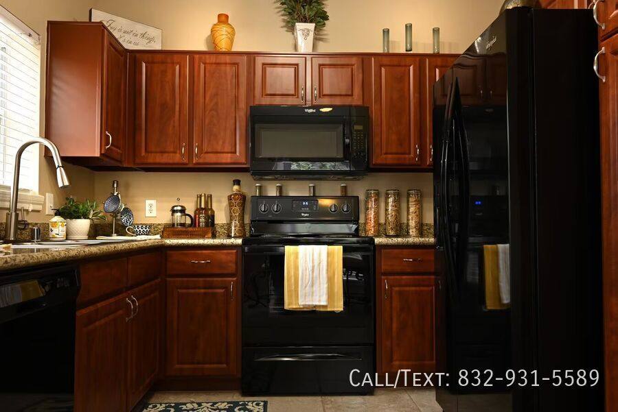 Apartment for rent at 14448 Philippine St #BELL1, Houston, TX 77040