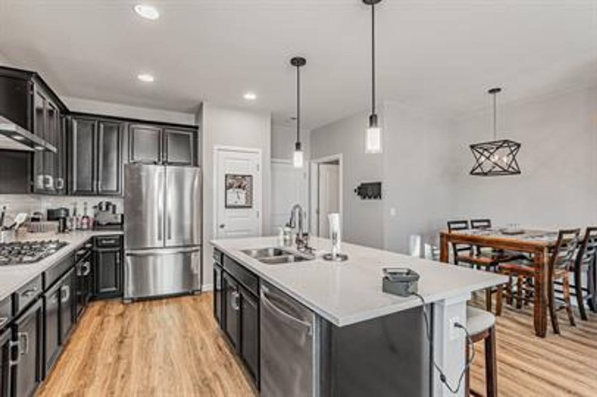 Townhouse for rent at 8017 Yampa River Ave, Littleton, CO 80125