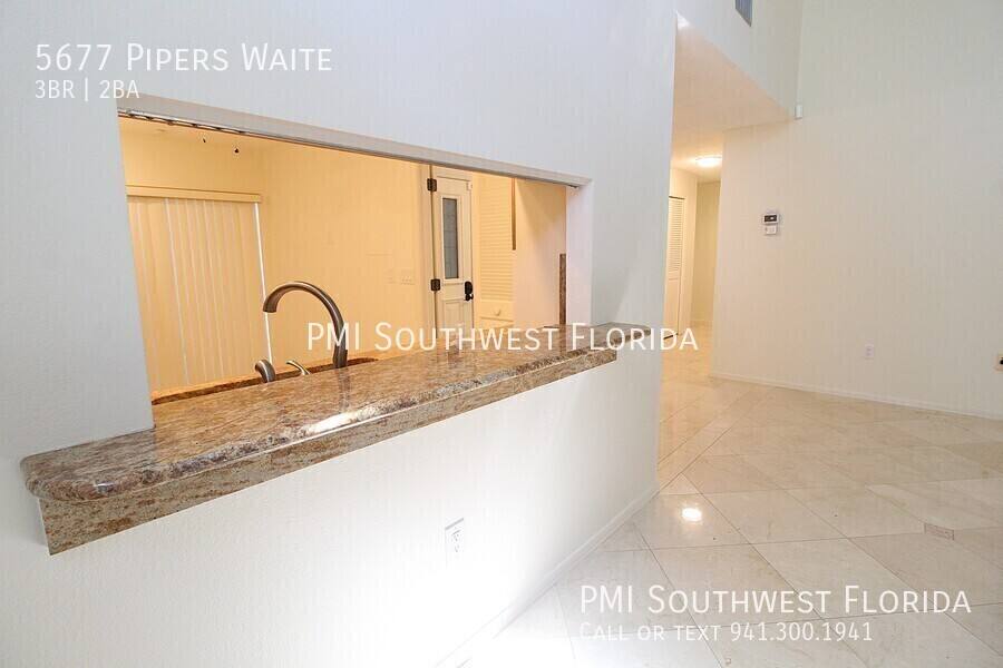 Apartment for rent at 5677 Pipers Waite, Sarasota, FL 34235