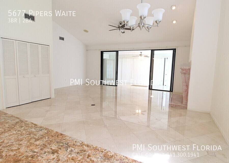 Apartment for rent at 5677 Pipers Waite, Sarasota, FL 34235