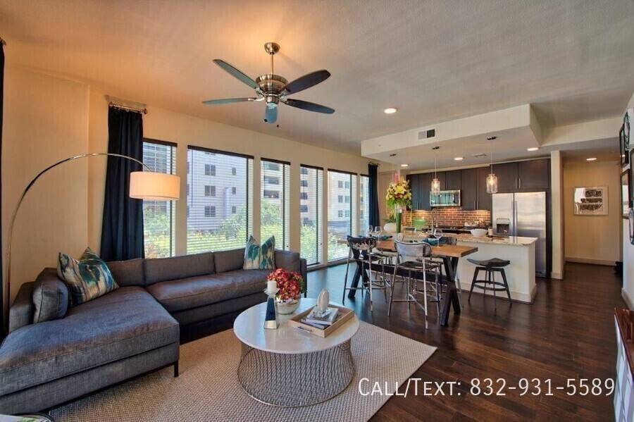 Apartment for rent at 699 Capitol St #14TA2, Houston, TX 77002