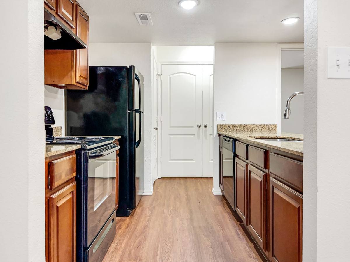 Apartment for rent at 2921 Old Greenwood Rd - Building 4 #42, Fort Smith, AR 72903