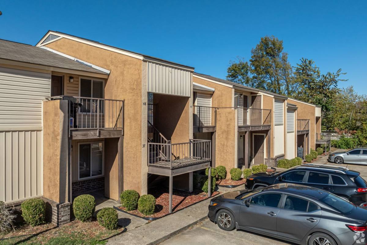 Apartment for rent at 2921 Old Greenwood Rd - Building 4 #42, Fort Smith, AR 72903