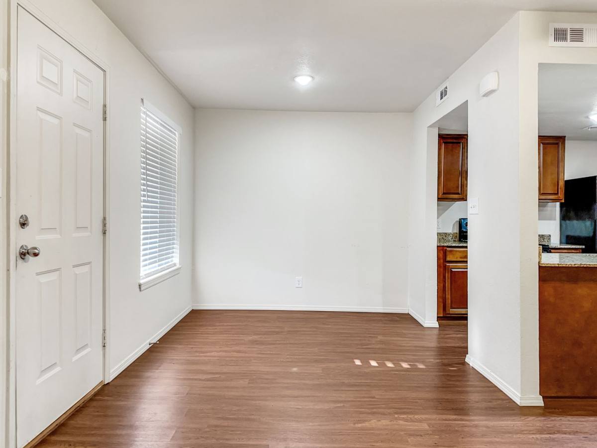Apartment for rent at 2921 Old Greenwood Rd - Building 4 #42, Fort Smith, AR 72903