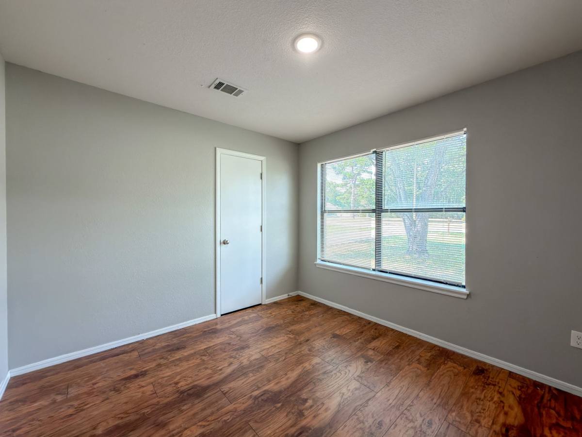 House for rent at 1139 W Denver St, Greenwood, AR 72936