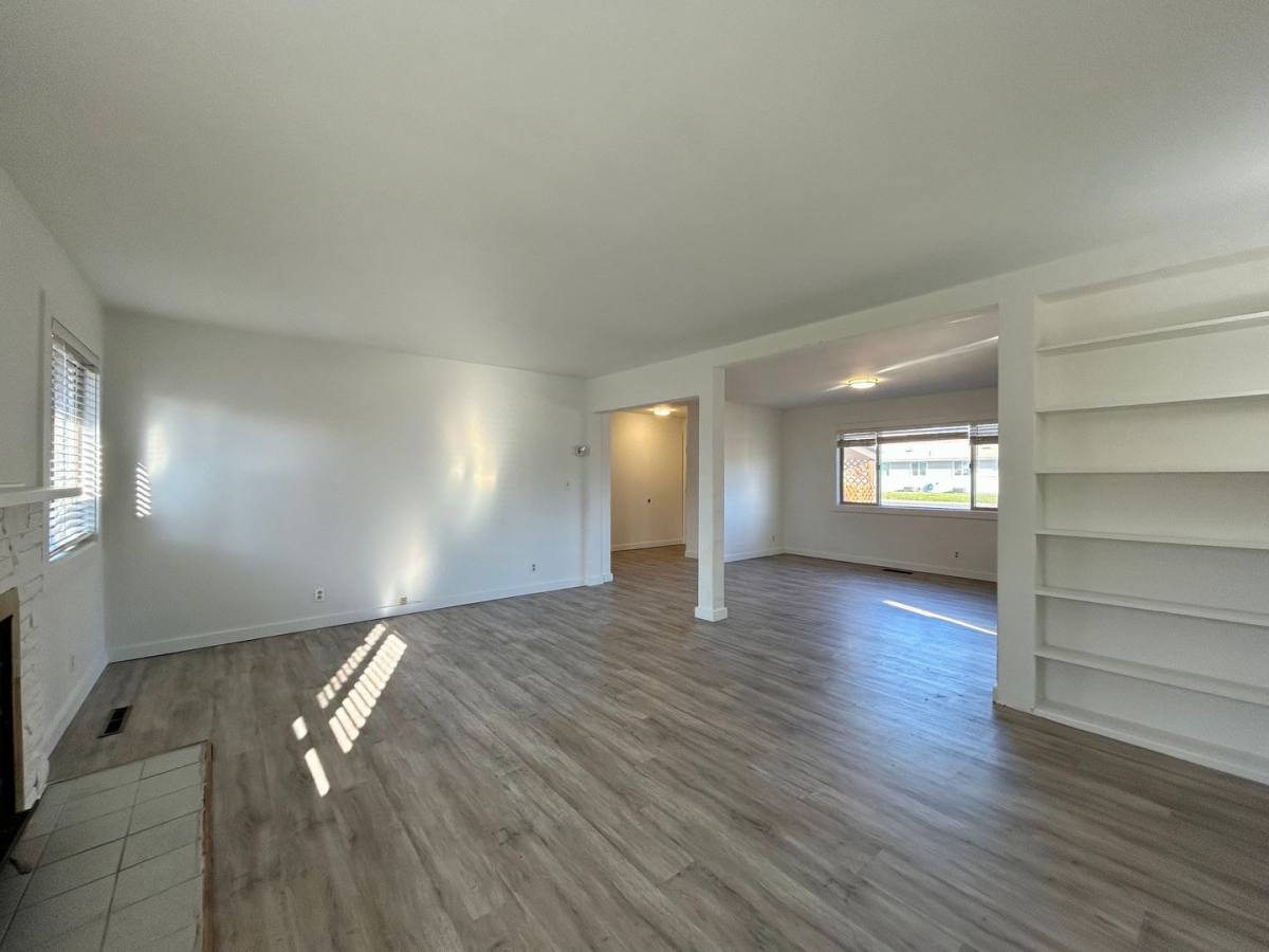 House for rent at 407 S Walnut St, Ellensburg, WA 98926
