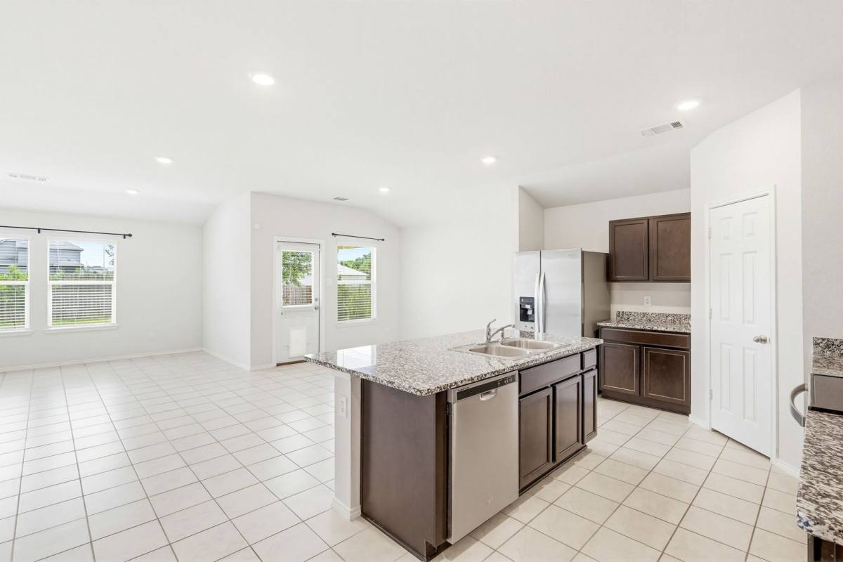 House for rent at 9505 Kensley Rose Dr, Killeen, TX 76542