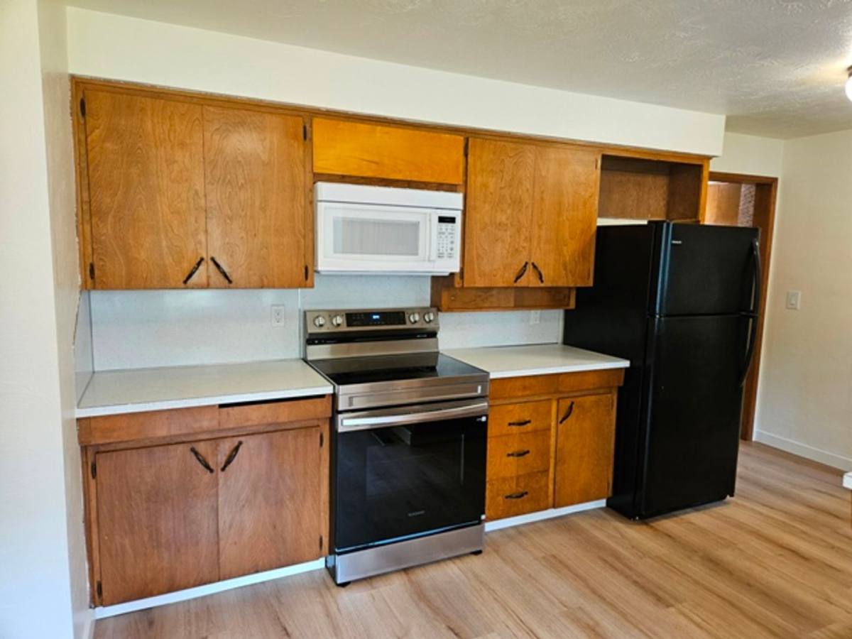 House for rent at 47524 E Lyons-Mill City Dr, Lyons, OR 97358