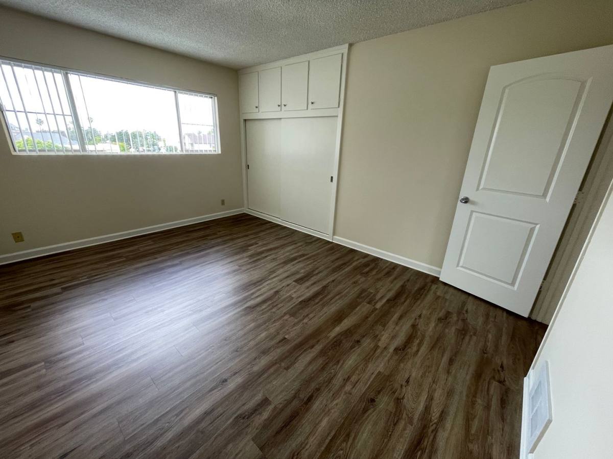 Apartment for rent at 460 W Doran St, Glendale, CA 91203