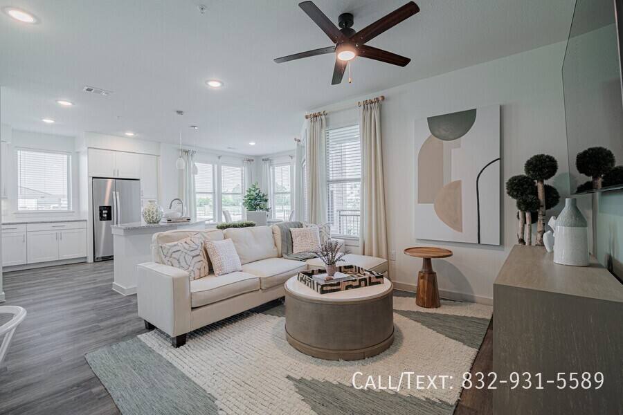 Apartment for rent at 5688 Gessner Rd #WO2, Houston, TX 77041