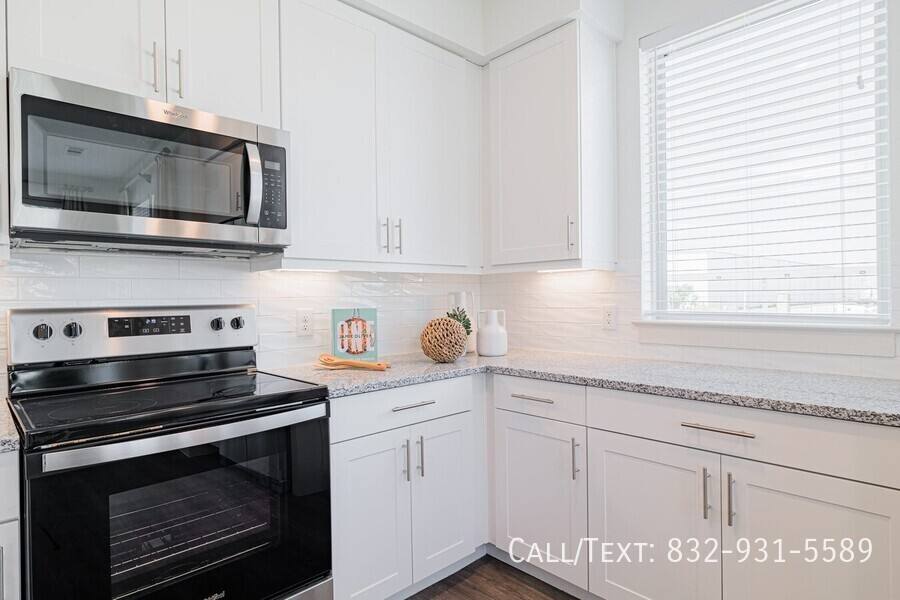 Apartment for rent at 5688 Gessner Rd #WO2, Houston, TX 77041