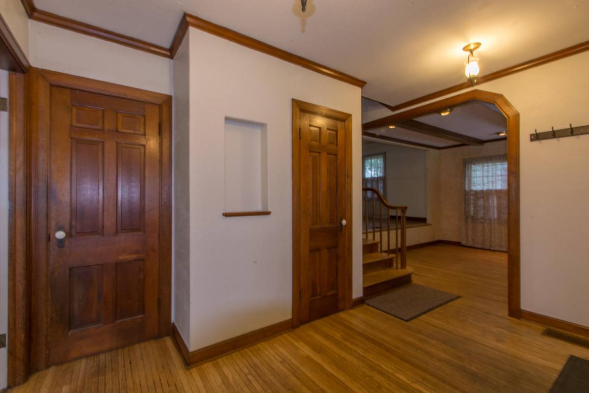 House for rent at 321 S Eastside Dr, Bloomington, IN 47401