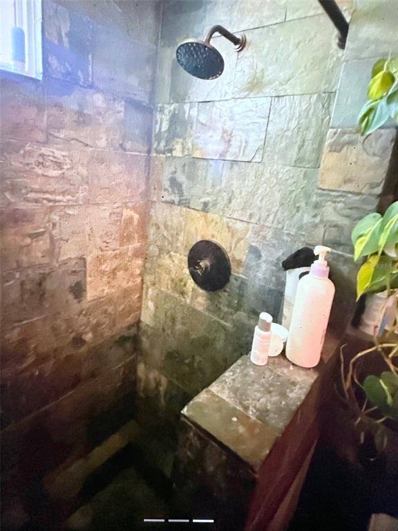 Apartment for rent at 1419 E Jean St, Tampa, FL 33604