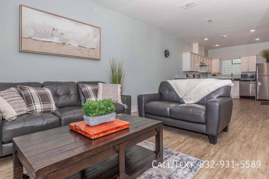 Apartment for rent at 1299 S 7th St #APA1, Conroe, TX 77301