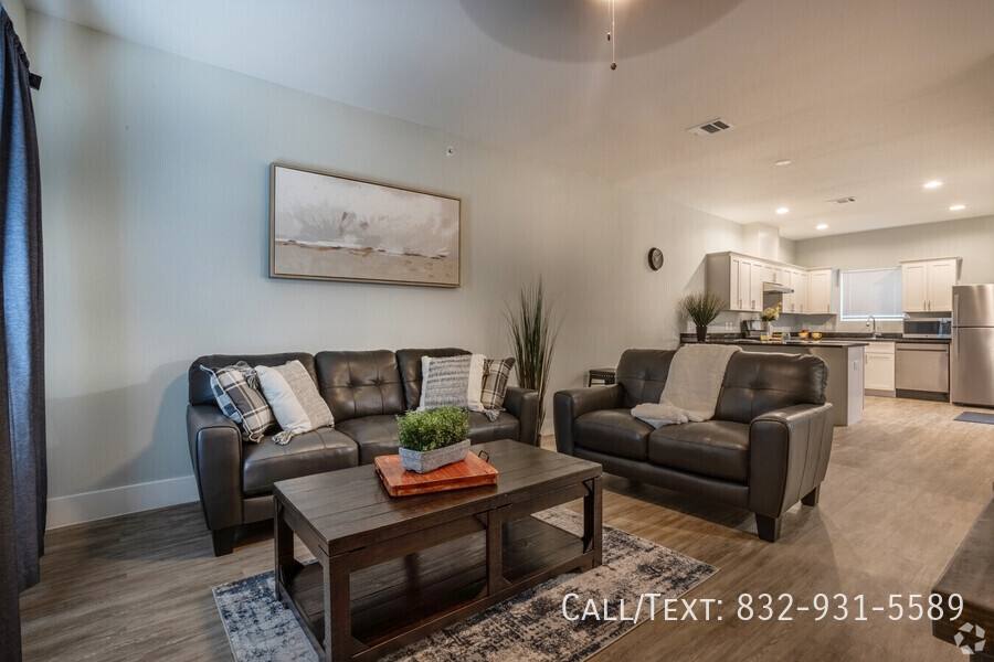 Apartment for rent at 1299 S 7th St #APA1, Conroe, TX 77301