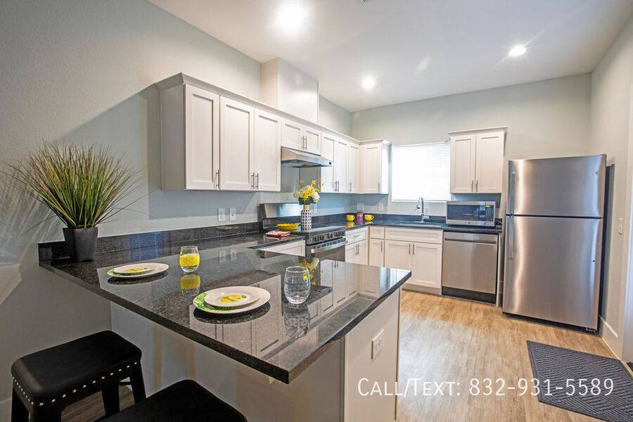 Apartment for rent at 1299 S 7th St #APA1, Conroe, TX 77301