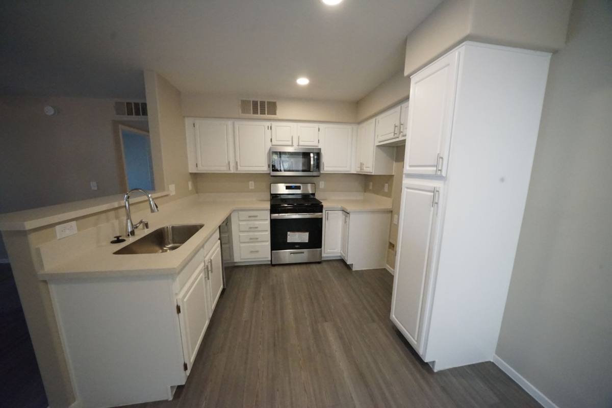 Apartment for rent at 5710 E Tropicana Ave, Las Vegas, NV 89122