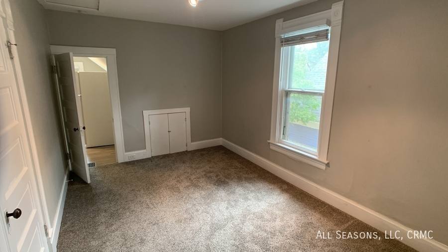 Apartment for rent at 114 E Espanola St, Colorado Springs, CO 80907