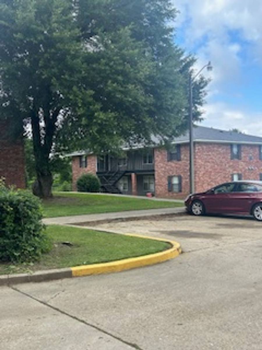 Apartment for rent at 629 Highway, Vicksburg, MS 39180