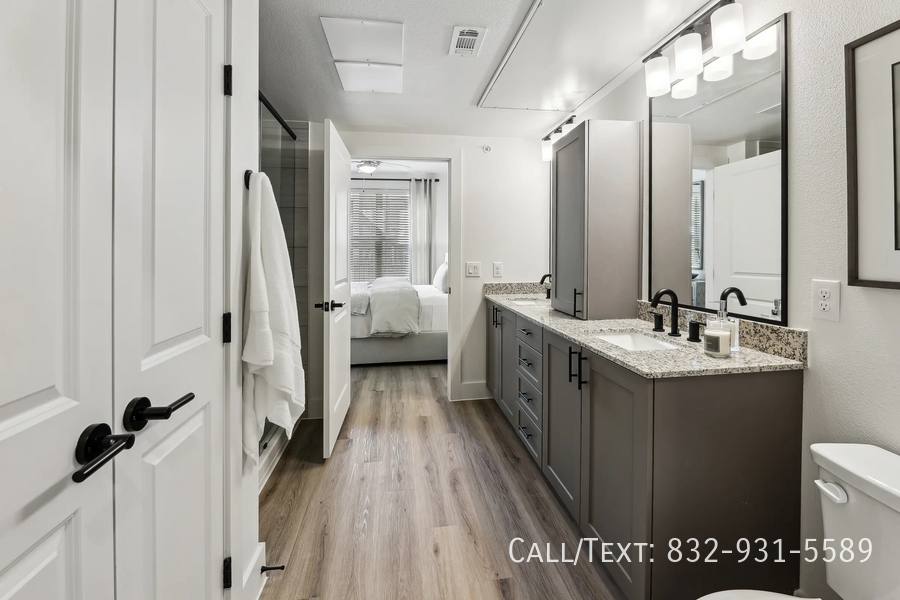 Apartment for rent at 1284 Pin Oak Rd #TYAA2, Katy, TX 77494