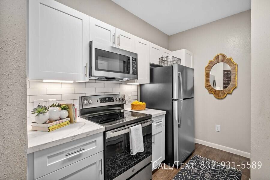 Apartment for rent at 2687 Yorktown St #GMU, Houston, TX 77056